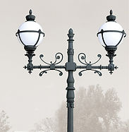 Stalp de iluminat ornamental din fonta, tratat anticoroziv pentru rezistenta ridicata, compatibil cu LED, rezistenta la UV, PLG FO171, Palagio.ro