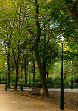 Stalp pentru iluminat stradal, din otel galvanizat la cald, cu forma unei sfere, design minimalist, protectie anticoroziva, grad protectie IP65/IP66, tensiune alimentare 100-240 V, Sky Ball, Palagio.ro