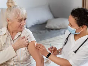 Evden Kan Alma Hizmeti Nedir? Güvenli mi ve Kimler İçin Uygun?