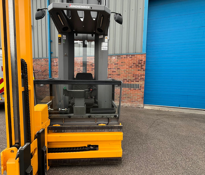 Used Jungheinrich EKX 410 VNA forklift for sale – stock 1689