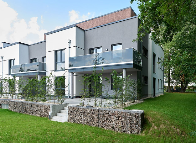 Wohnung Chemnitz- Wohnpark Schloßchemnitz: Terrasse WE12 Gartenansicht