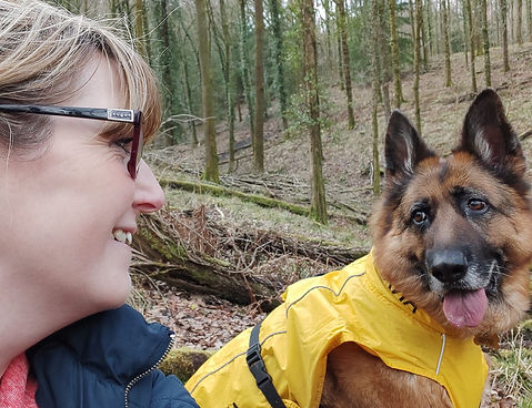 Who is the face behind (owner) of Canien Reactive. A profesional who truely understand the difficulties of living with a reactive dog.