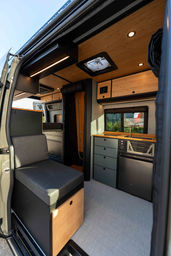 Sprinter aménagé par Mobho "SONNIU"