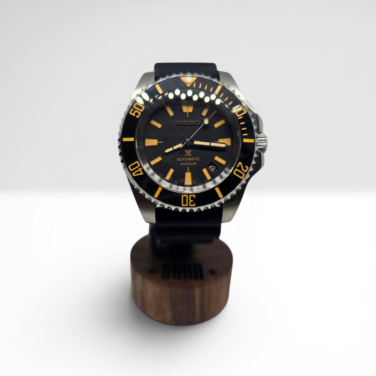Black and Gold 44mm Diver