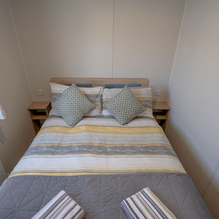 Double Bedroom - With Wardrobe