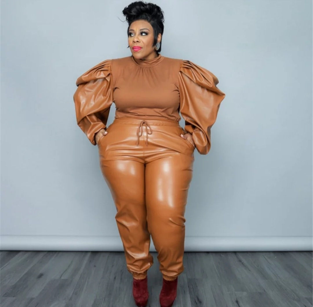 Solid Color Two Piece Leather Set (21425)