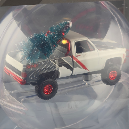 Modellino M2 Machines 1973 Chevrolet Cheyenne Super 30 - Rossa Coca Cola 1:64 - Natale 2025