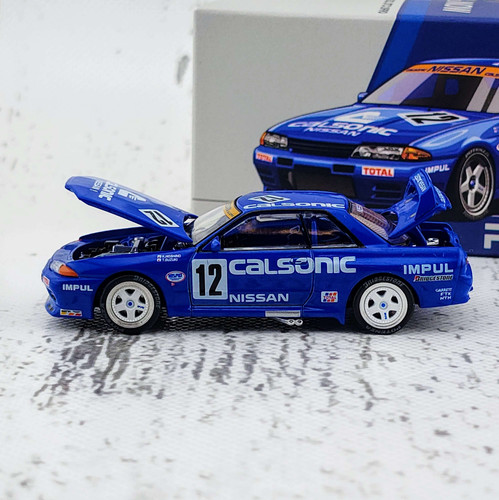ブルー様 NissanSkyline GT-R (R32)Calsonic #121/18 INNO 1/64 Nissan Skyline