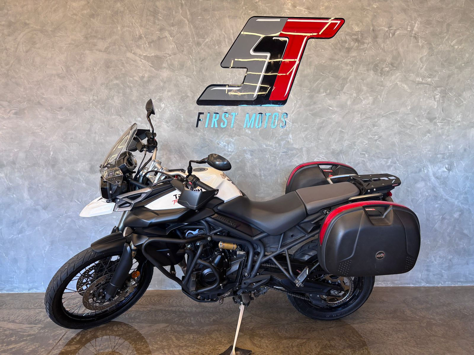 TRIUMPH TIGER 800 XC