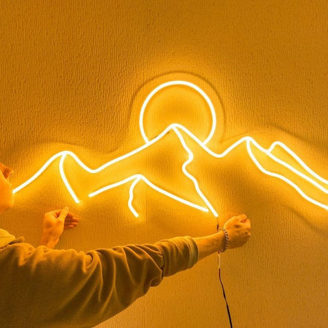 8 Reasons a Neon Wall Decor is a Home Run for Your Home Décor