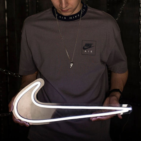 How to Find the Right LED Neon Sign for Your Home?