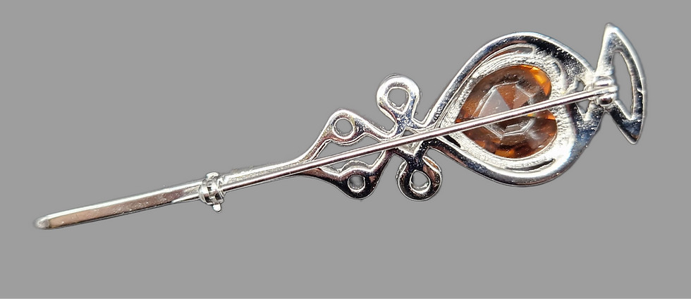 Thumbnail: Exquisite Scottish Kilt Pin With Amber Stone