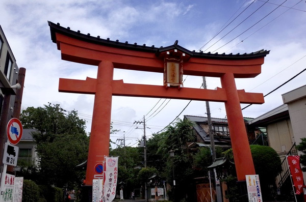 大宮八幡宮西参道門