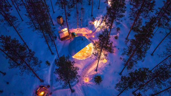 Experience the Magic of the Northern Lights at Polarman's Camp, Rovaniemi! Welcome to Polarman's Camp Rovaniemi, an exclusive private retreat nestled in the serene Lapland wilderness, just a short 20-minute drive from Rovaniemi city center. Escape the tourist buzz and immerse yourself in the beauty of nature, where unobstructed views of the Northern skyline and minimal light pollution await. Here, in the heart of Lapland, lies your gateway to witness the mesmerizing dance of the Northern Lights, also known as the Aurora Borealis.