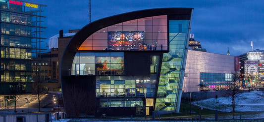 Discover the top attractions and must-see sights in Helsinki for a memorable one-day itinerary. Explore Fenix.info for expert travel guides and recommendations.