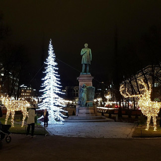 Discover the top attractions and must-see sights in Helsinki for a memorable one-day itinerary. Explore Fenix.info for expert travel guides and recommendations.