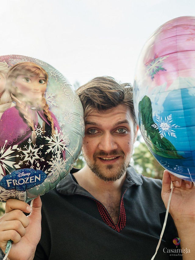 Let your little princess experience the magic of a Frozen-themed birthday party in Barcelona & Costa Brava. #FrozenParty #WinterWonderland #KidsBirthday
