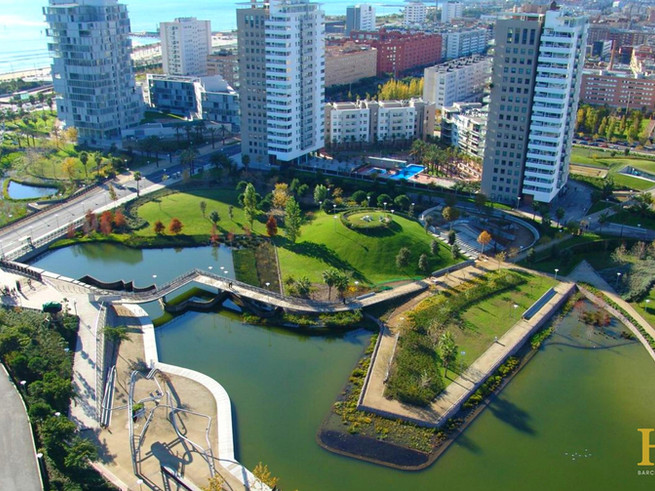 Explore a stunning studio flat with panoramic windows and a spacious terrace for sale in Diagonal Mar, Barcelona. Contact Hilton Real Estate today to make it yours! Luxurious Living in Diagonal Mar, Barcelona.