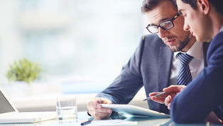 Юрист помогает предпринимателю открыть фирму в Испании для получения ВНЖ | Atanesov & Petrova