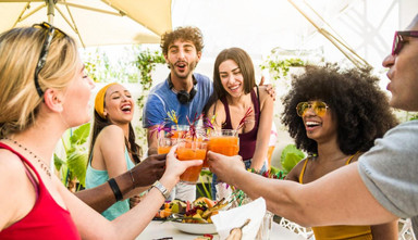 Organize an unforgettable birthday for your man in Spain! From luxury yachts to castles, we handle it all in Barcelona, Marbella, Costa Brava, and Menorca. Casamiga Events offers personalized, turnkey celebrations.