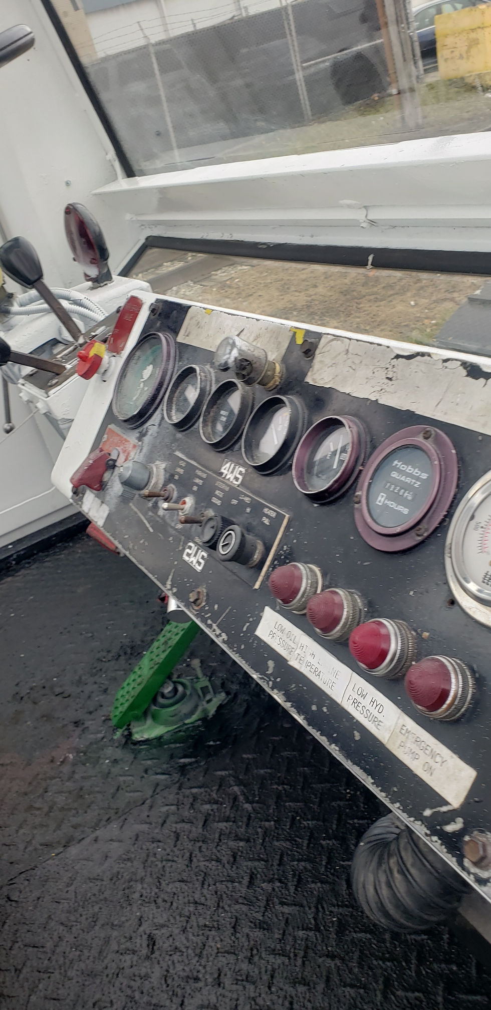 Operator dash panel
