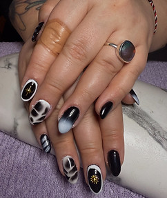 Black and White Nail Art