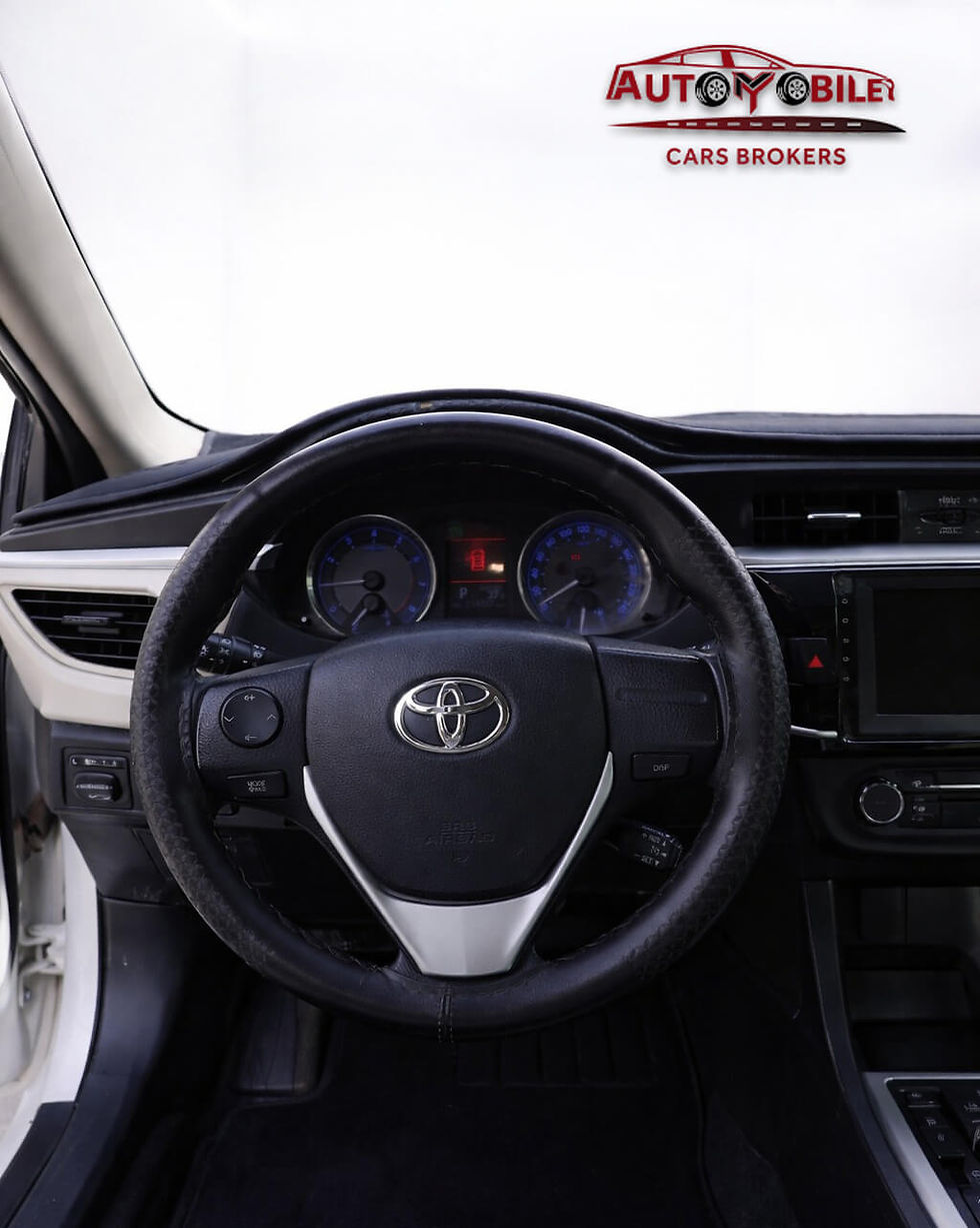 Thumbnail: Toyota Corolla 2015 