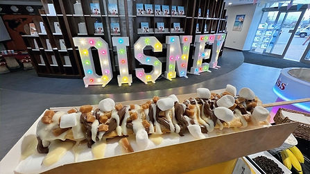 waffle on a stick station hire caterers_edited.jpg