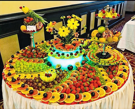 Fruit table display with elevated fruit