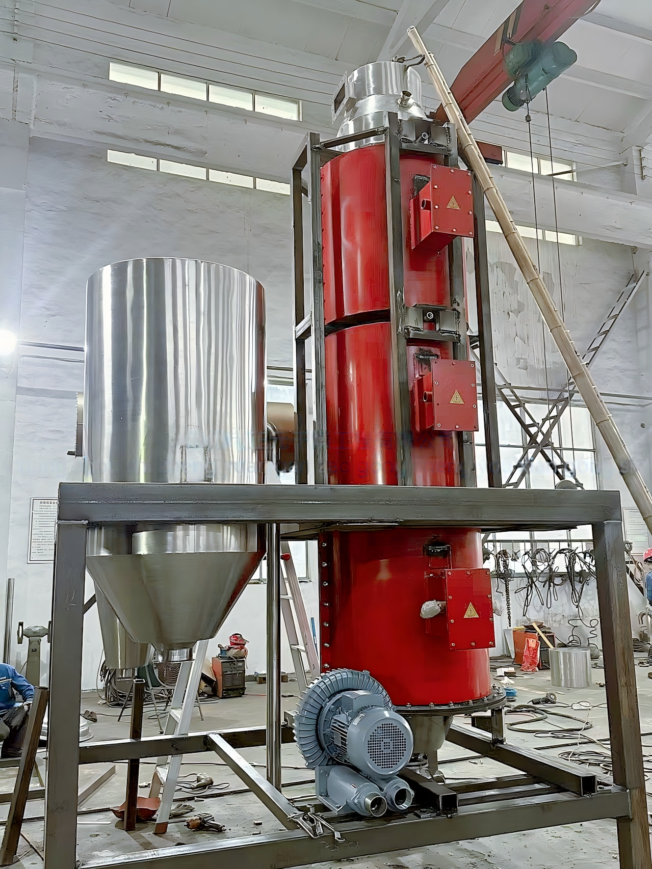 Spray pyrolysis to synthesize pCAM