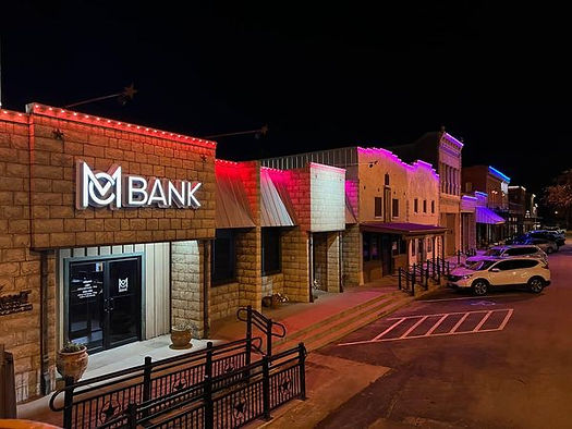 downtown hico texas commercial lightng.jpg