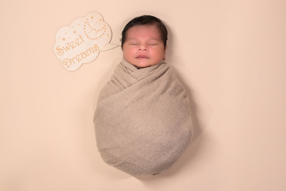 NewbornDhaliaAndBabyAndrei-73-Edit
