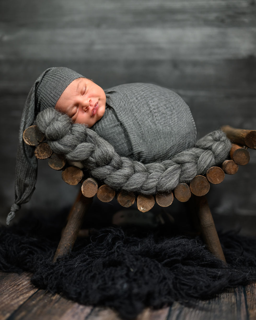 NewbornDhaliaAndBabyAndrei-66-Edit