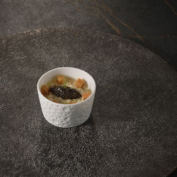 Shrimp-tartare-and-caviar_1000