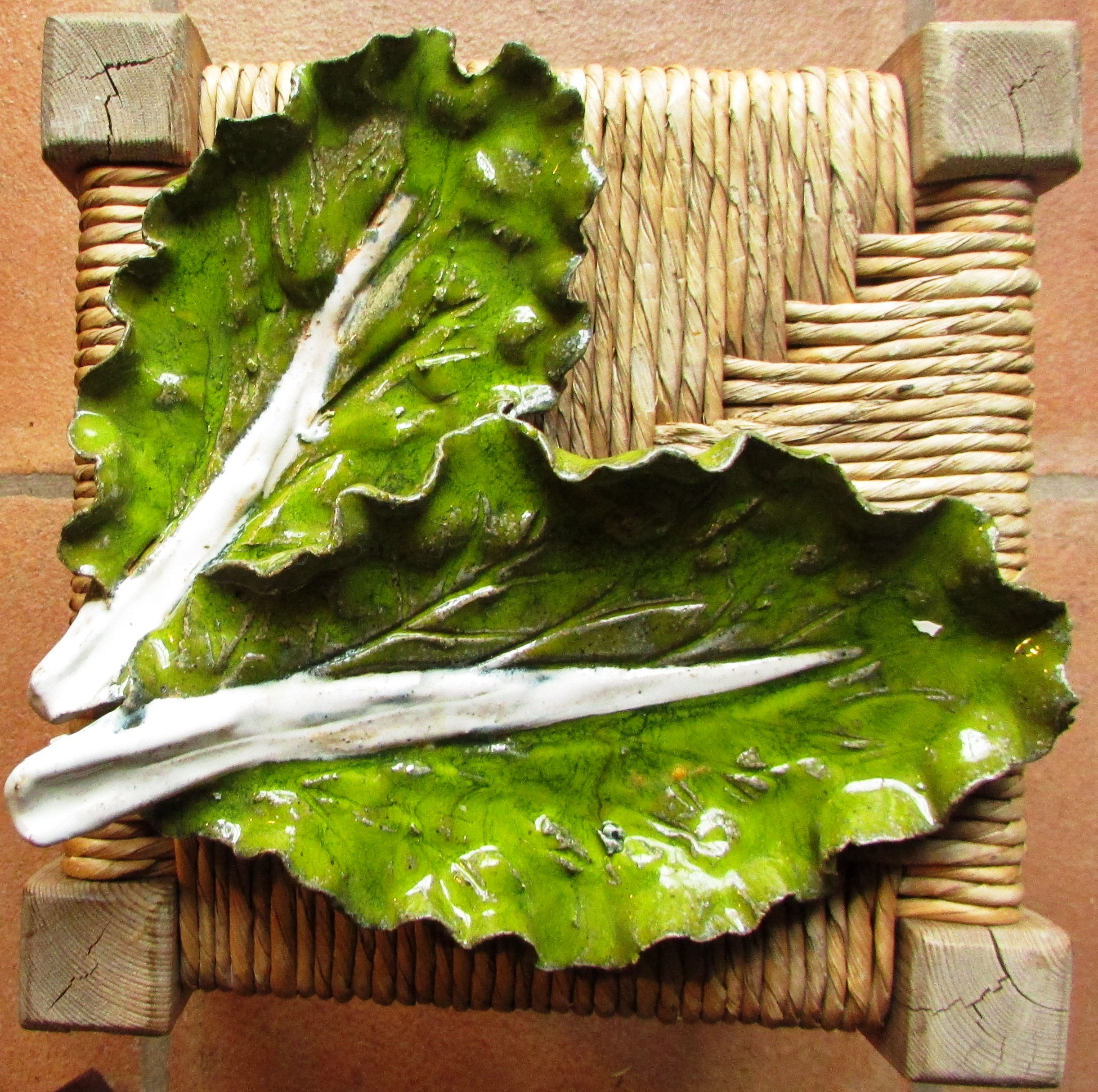 Ceramic lettuce leaf