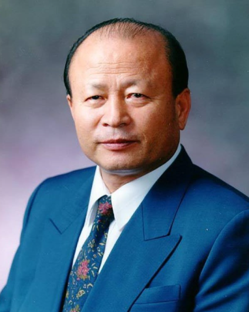 Cho Hee-Seung (1931–2004), the founder of the Victory Altar.