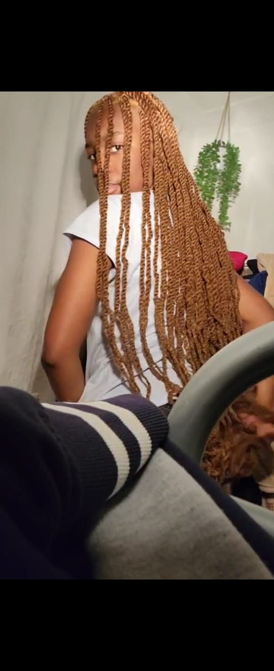 Butt length- Twists-