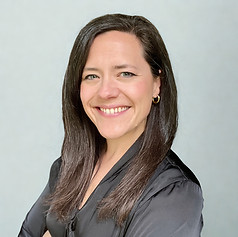 Christi Pizarek
PCC, CPCC, ORSCT
Executive Leadership, Team & Systems Coach | Emerge