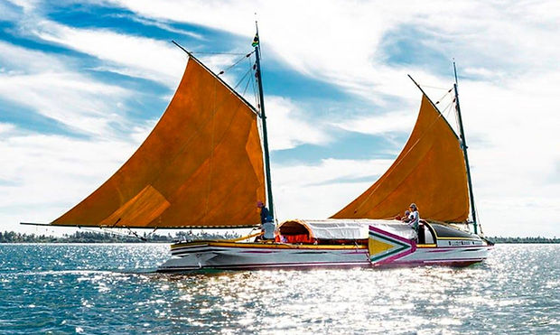 Canoa de tolda.jpg