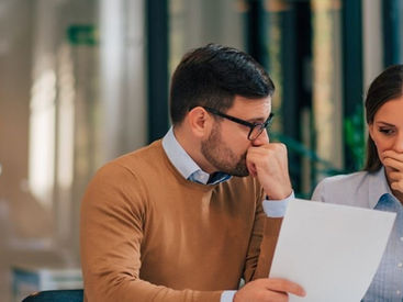 Compliance Não é Suficiente: Por Que Empresas Sérias Também Investigam