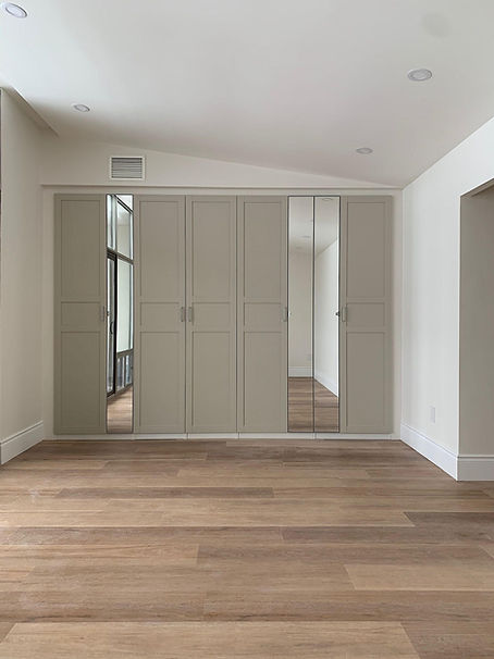 Summerland Custom Built Closet.jpeg