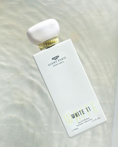 Creative perfume product photography_currylens by Fahira Abdullah.jpg