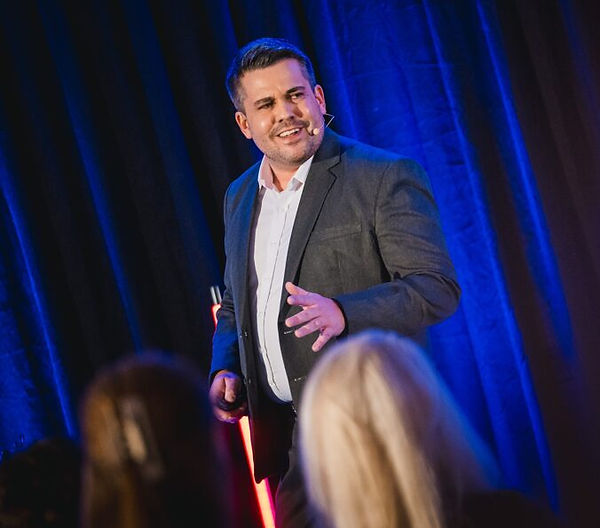 Florian Wey- Speaker