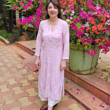 Uma Sangal — Co-founder & Visionary Director
