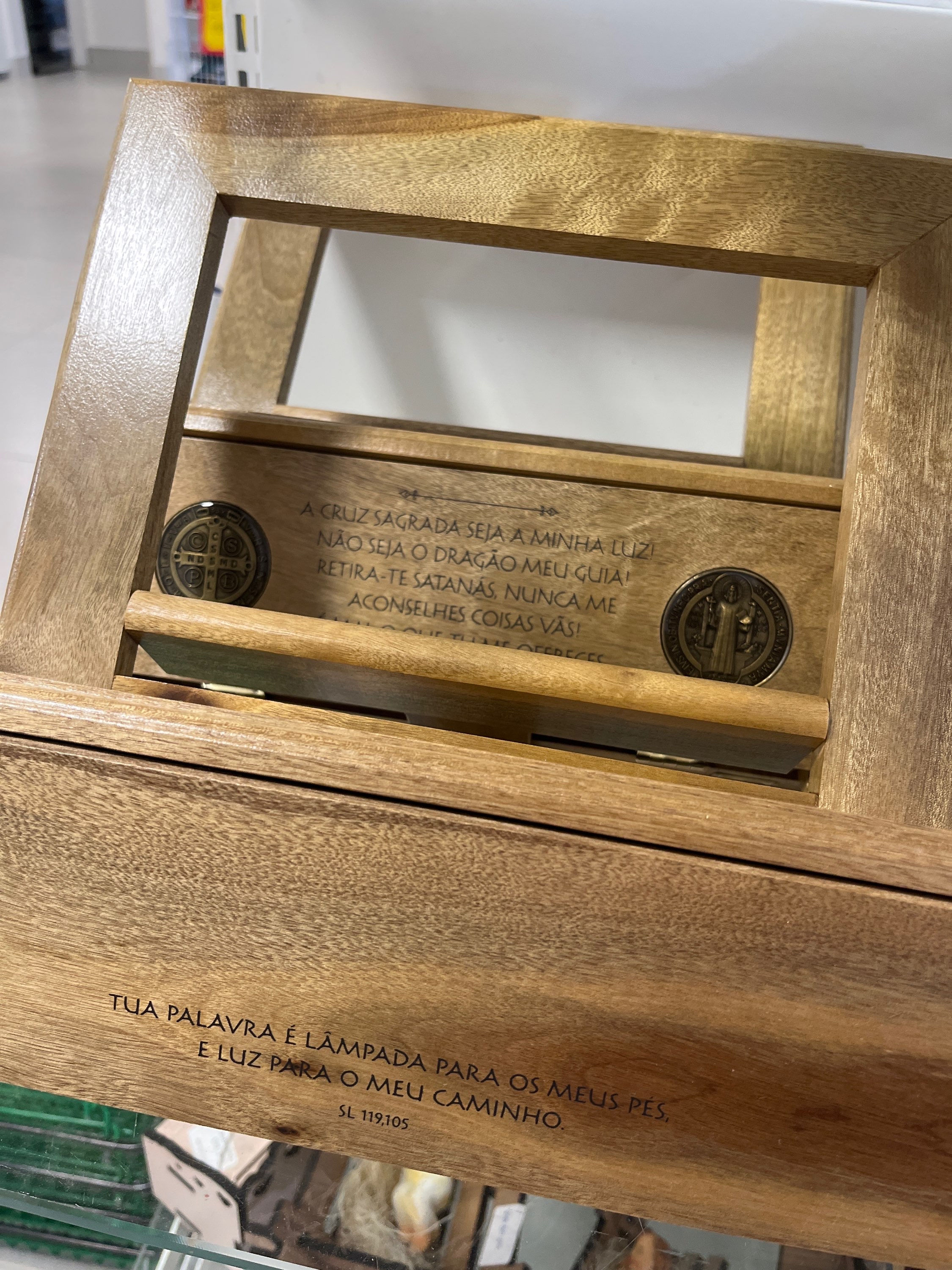 Porta Bíblia madeira gaveta 