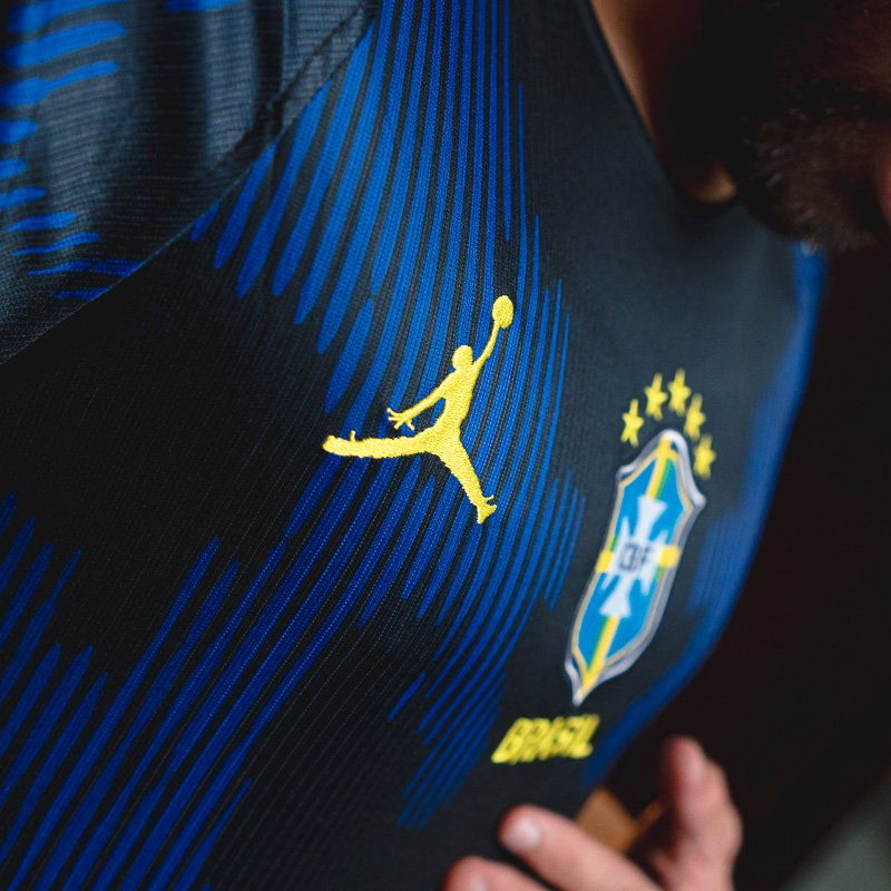 Miniatura: Camisa Seleção Brasileira II 26/27 - Torcedor Jordan Masculina - Azul e preta