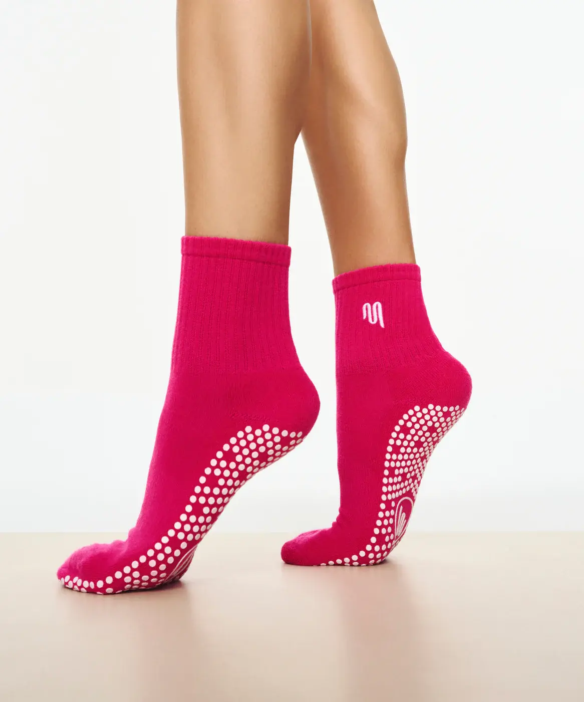 Crew Non Slip Grip Socks - MoveActive Pink