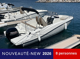 bateau coque rigide sur ponton locavalaire cavalaire-sur-mer