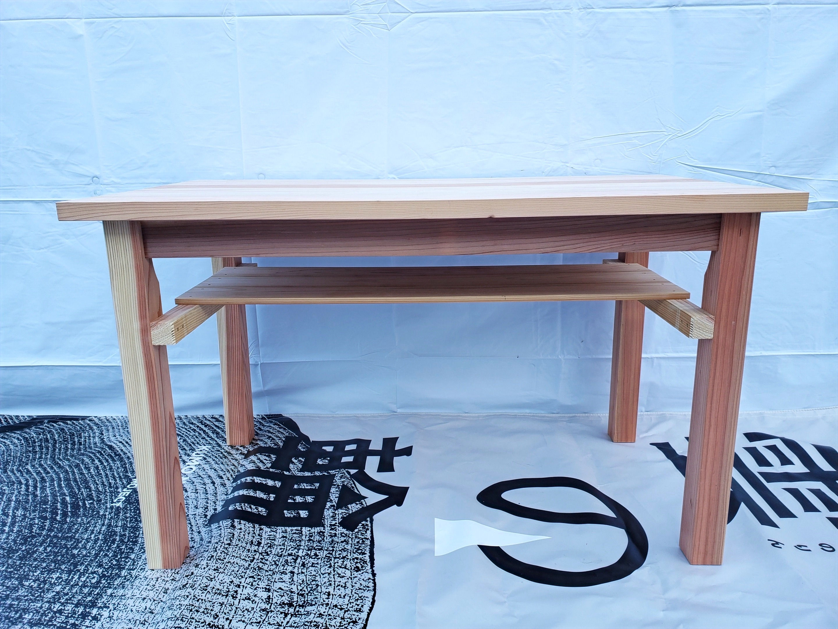 良質杉のテーブル　ＤＩＹキット（中棚付きタイプ）