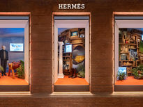 The Non-Linear Narrative Behind Hermès Newest Windows.